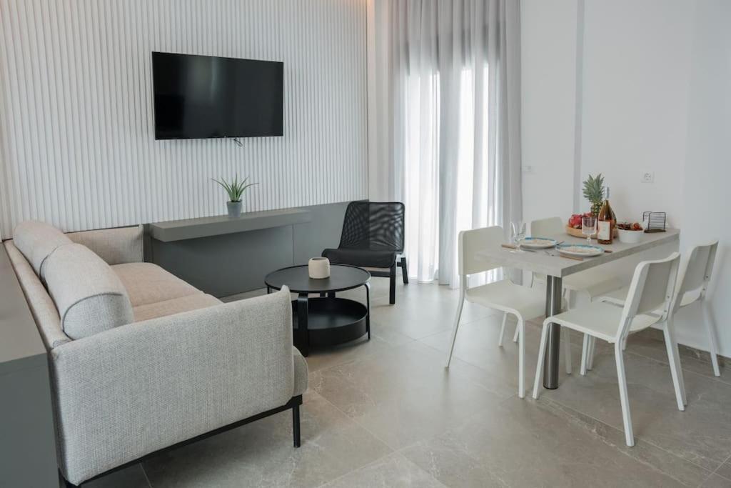 Minoas Suite The Sense Of Luxury Heraklion  Bagian luar foto